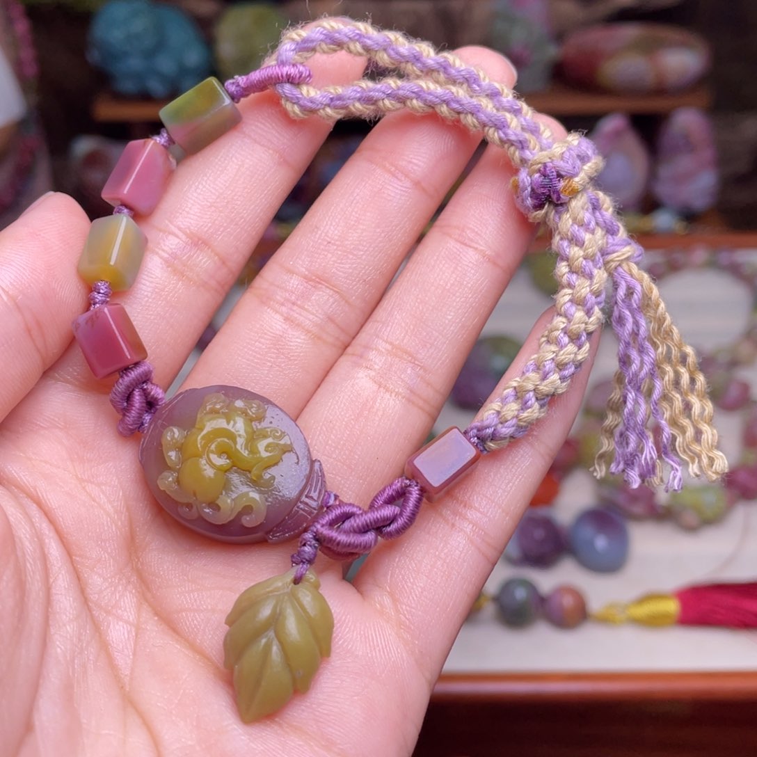 玛瑙/玉髓珠宝半成品未镶嵌盐源玛瑙貔貅手绳