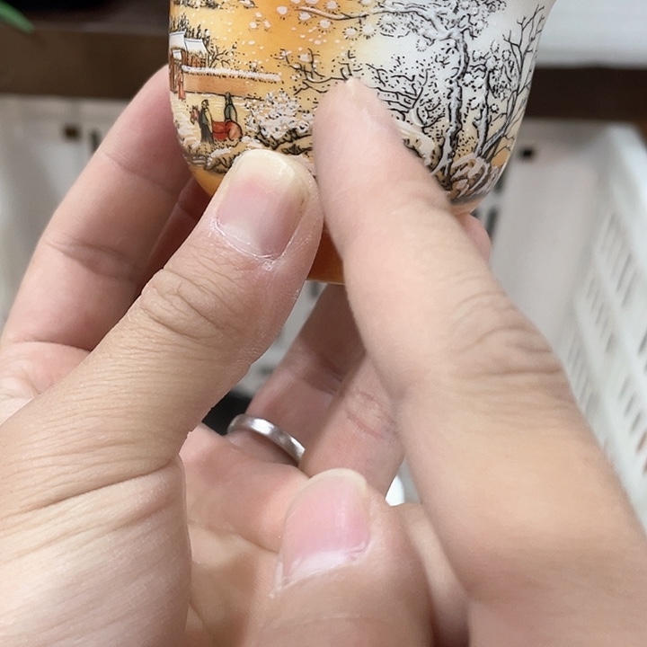 陶瓷茶具全部清清完回家过年