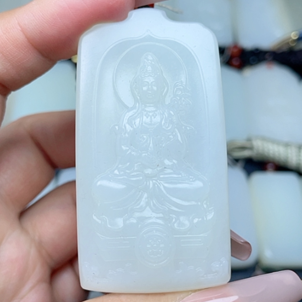 【闪购商品】颈饰未镶嵌和田玉