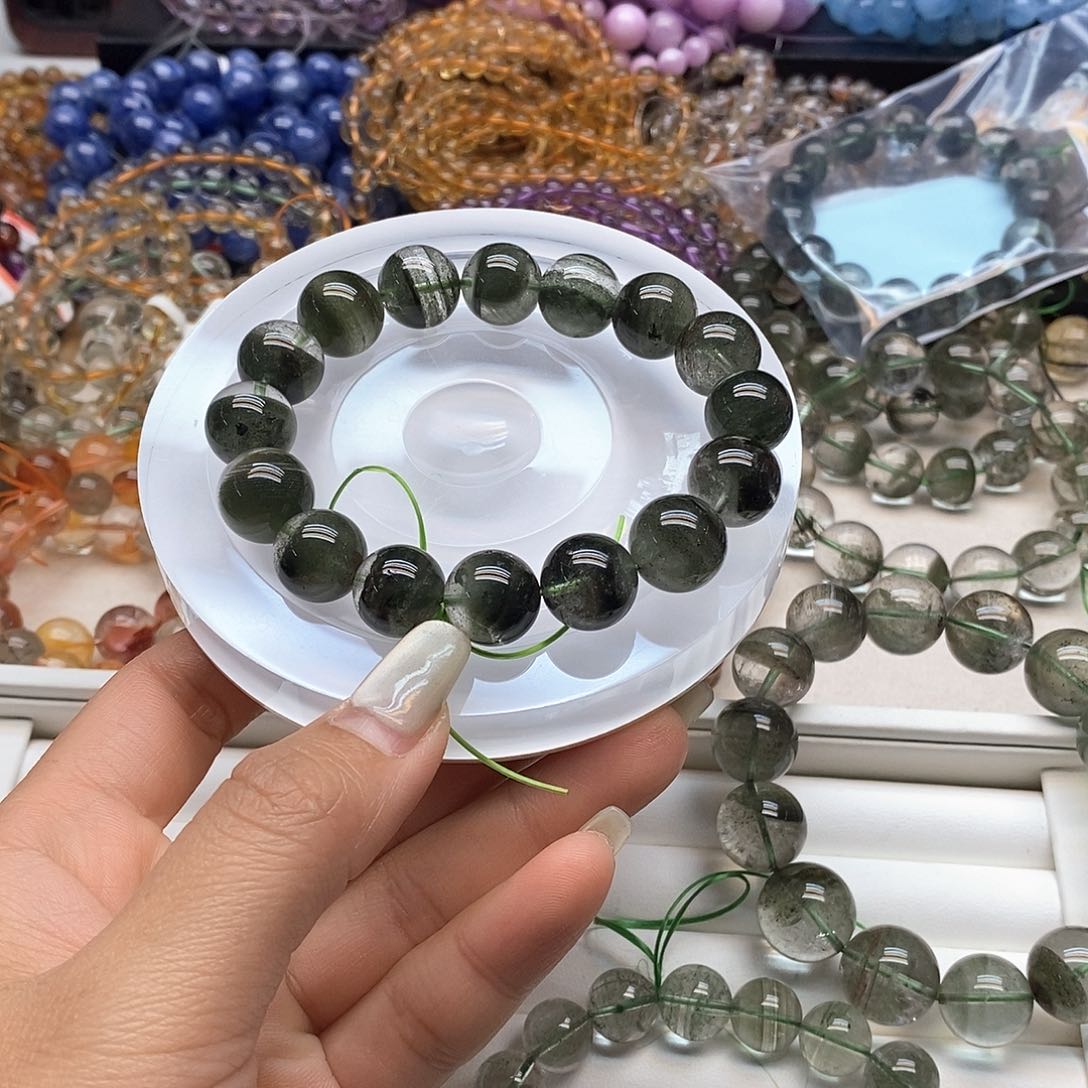 水晶手串未镶嵌5789000000