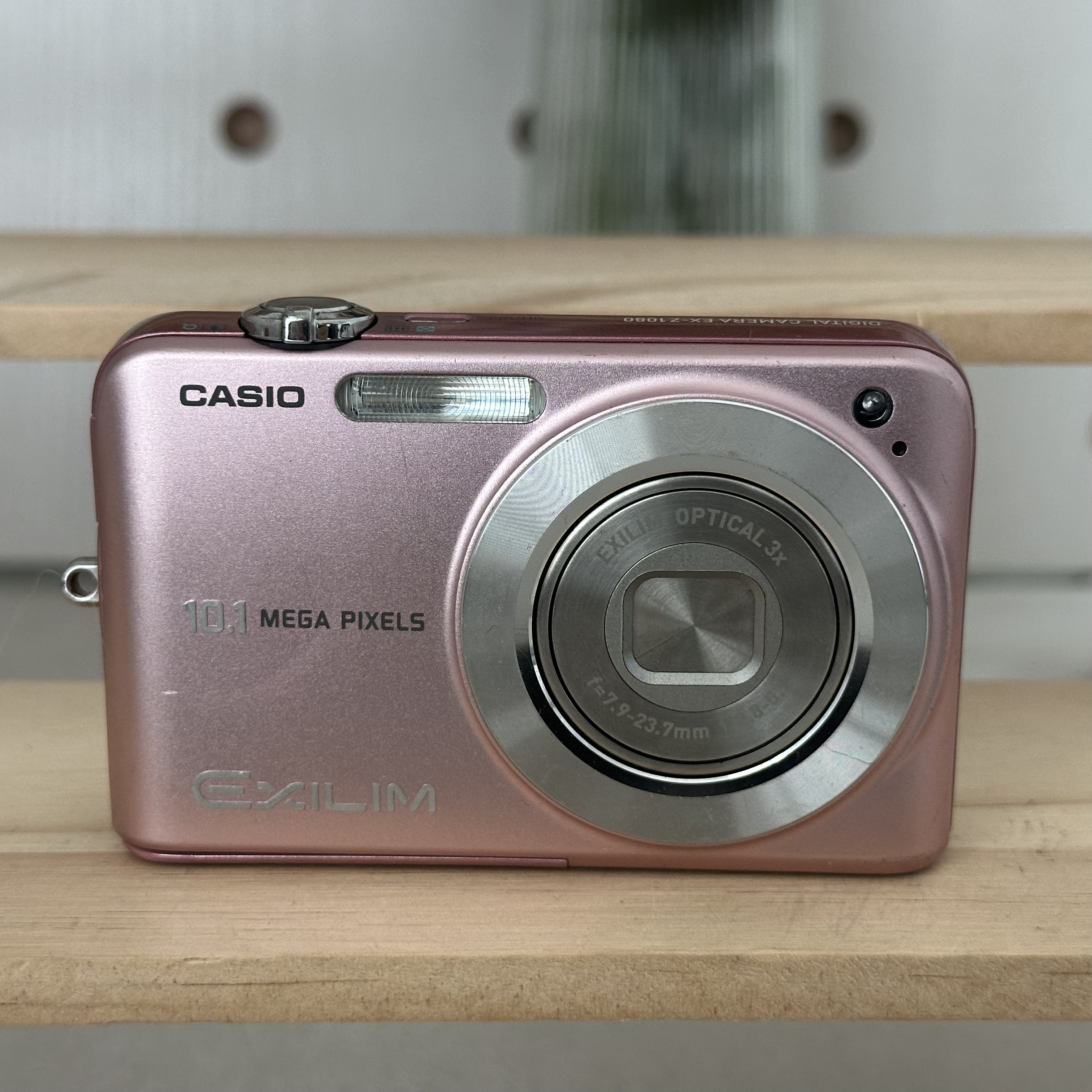 95新 Casio/卡西欧 卡西欧z1080樱花粉色1000万像素