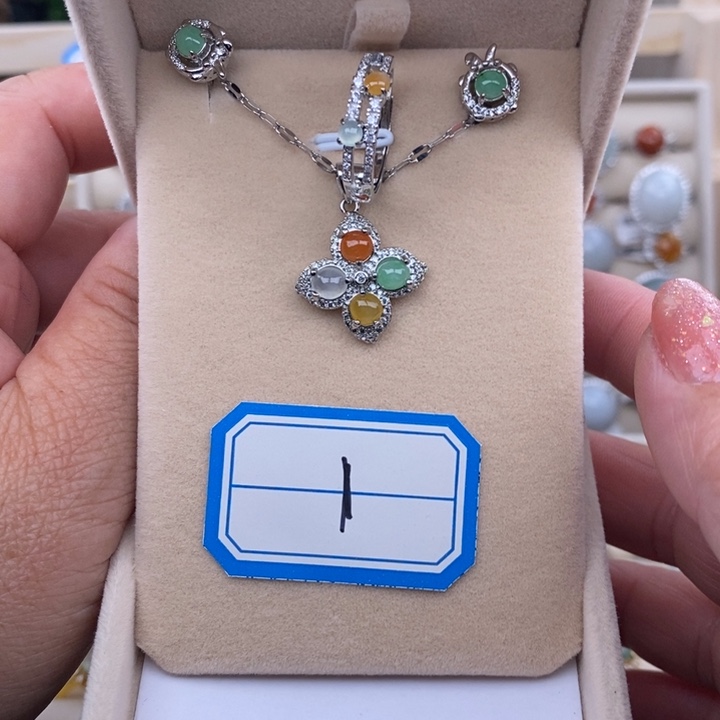 未镶嵌戒指翡翠缅甸