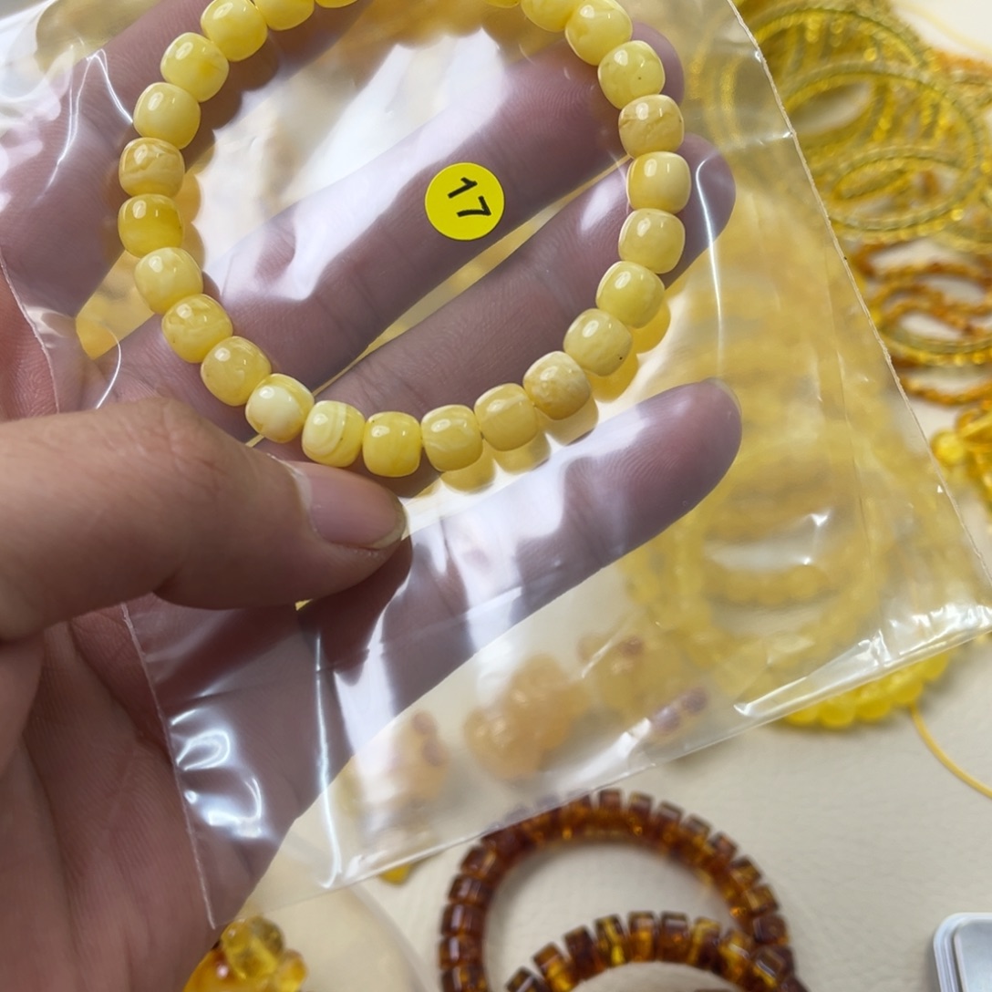 琥珀未镶嵌珠宝奇石