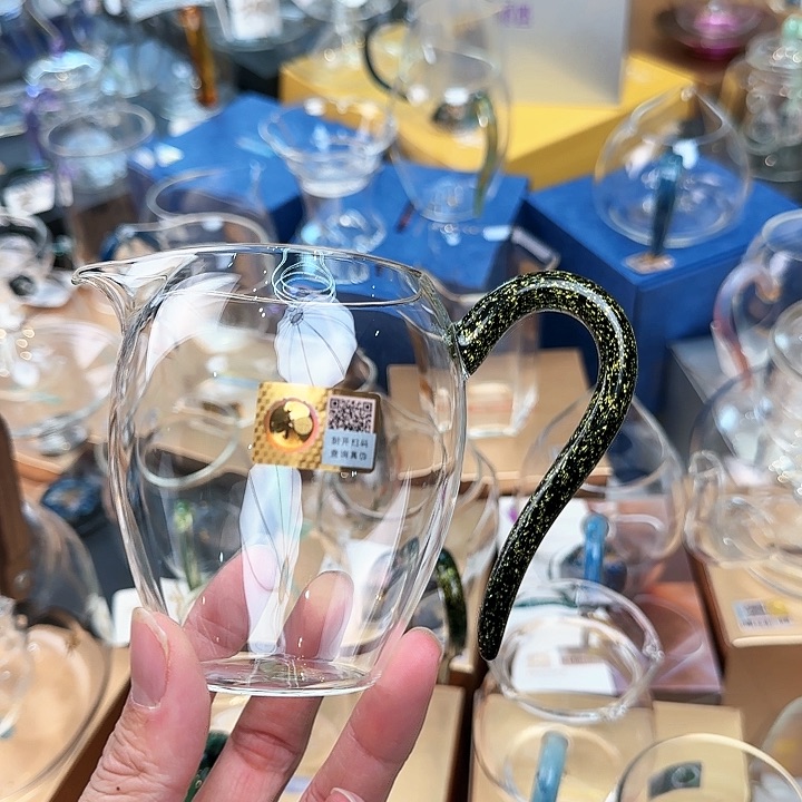 禾器黑金怡然公道杯