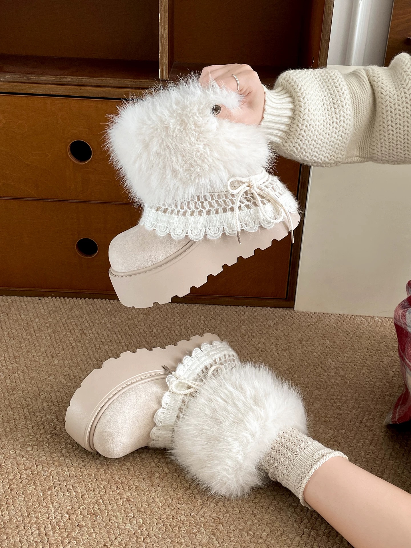 毛毛雪地靴系带厚底短靴女2025新款冬季靴子加绒保暖棉鞋百搭