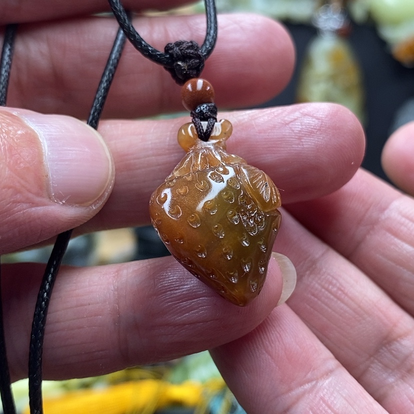 【闪购商品】蛇纹石玉吊坠未镶嵌