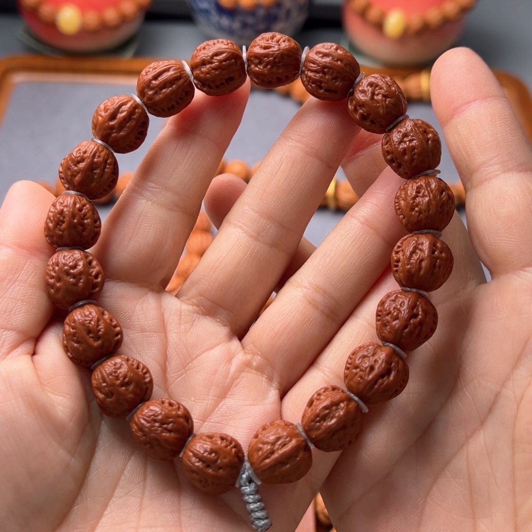 文玩核桃吊坠野生小核桃