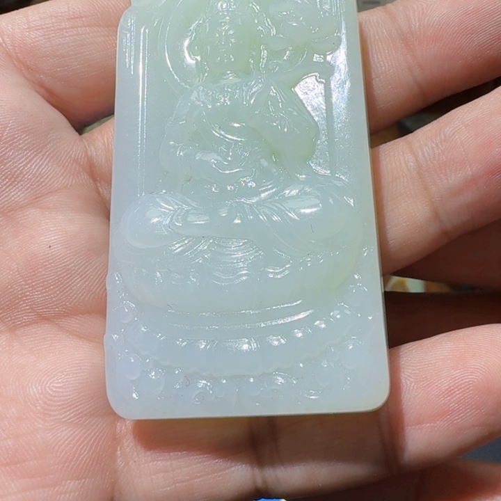 未镶嵌和田玉把件