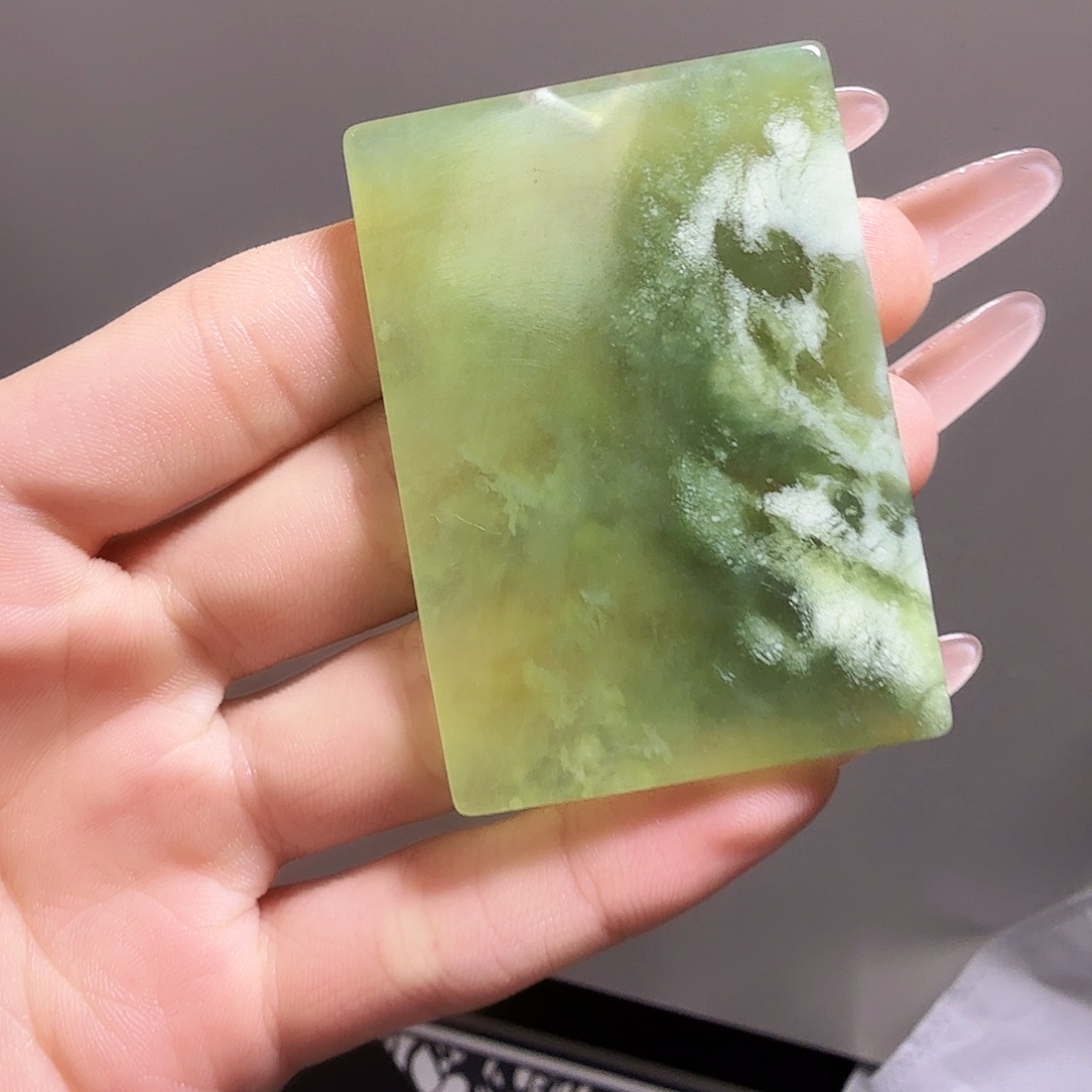 蛇纹石玉无事牌未镶嵌