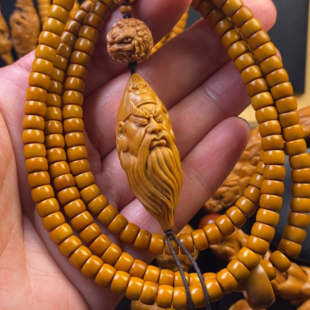 橄榄核手串关公脖挂