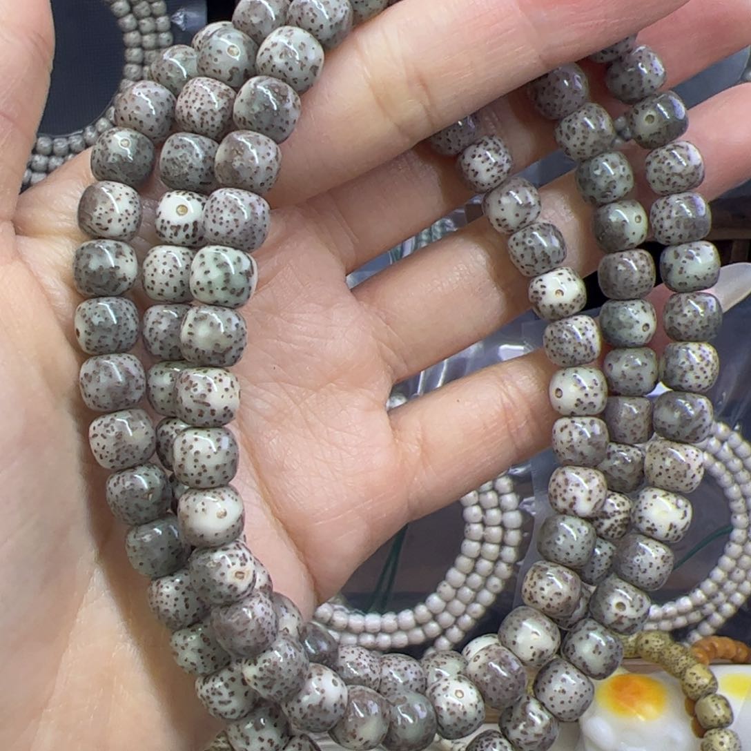 星月菩提手串石玉料灰冰87