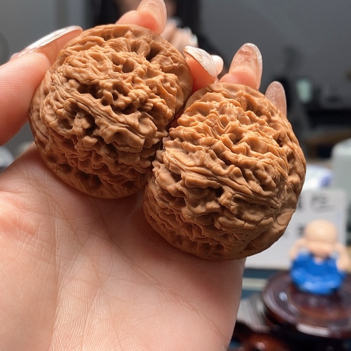 文玩核桃把件南疆石赵喜满