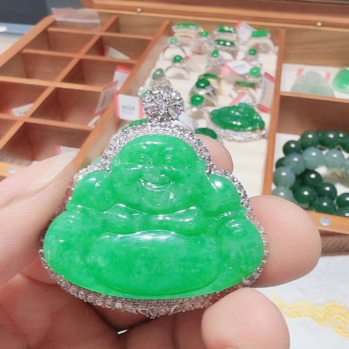 翡翠未镶嵌颈饰天然翡翠吊坠