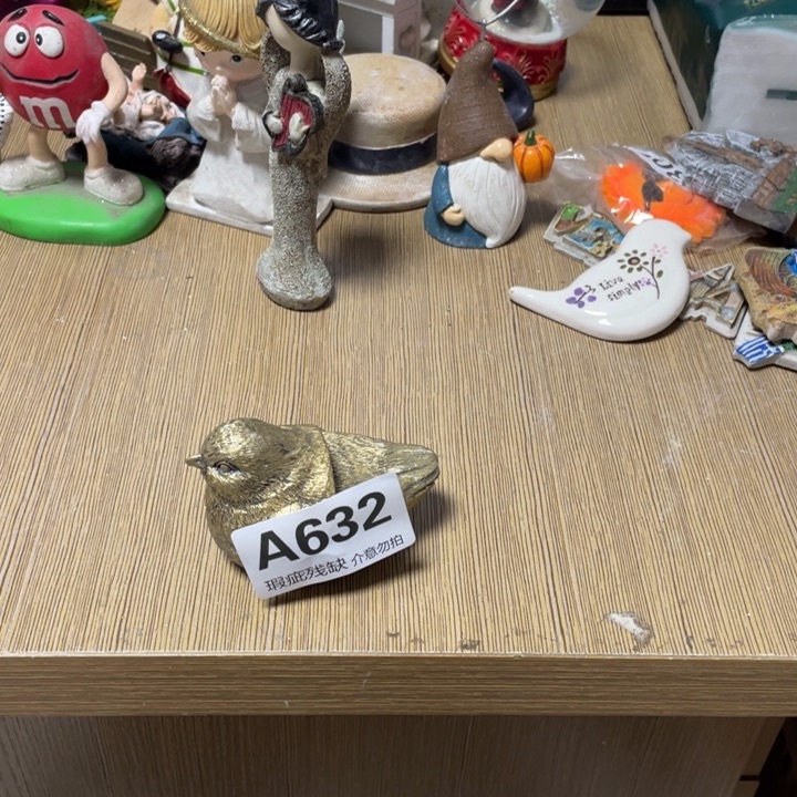 芄***酱摆件孤品老货微瑕瓷