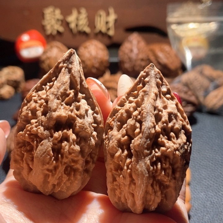 文玩核桃吊坠聚核财婉楸37
