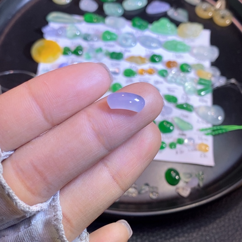 【闪购商品】翡翠未镶嵌挂件马鞍