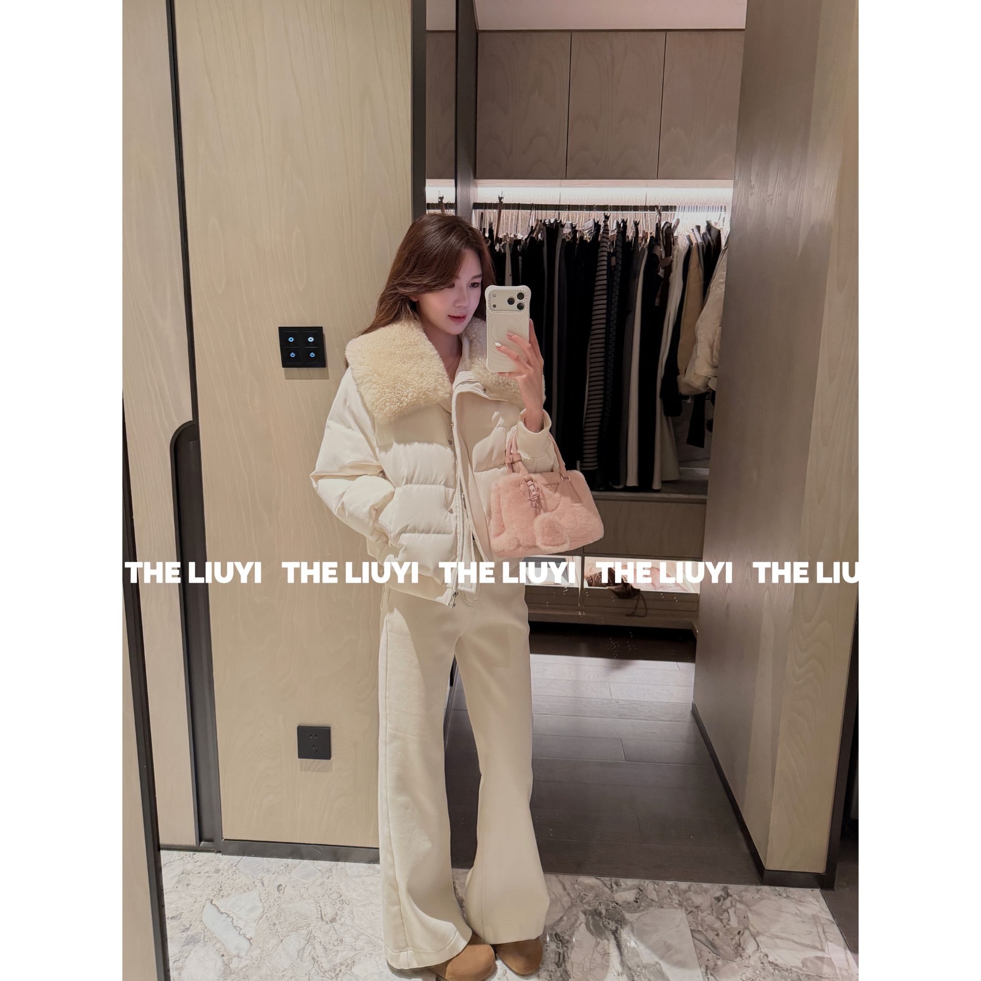 【LIUYI】冬雪~高奢90白鹅绒整皮全羊毛毛领短款御寒羽绒服511077