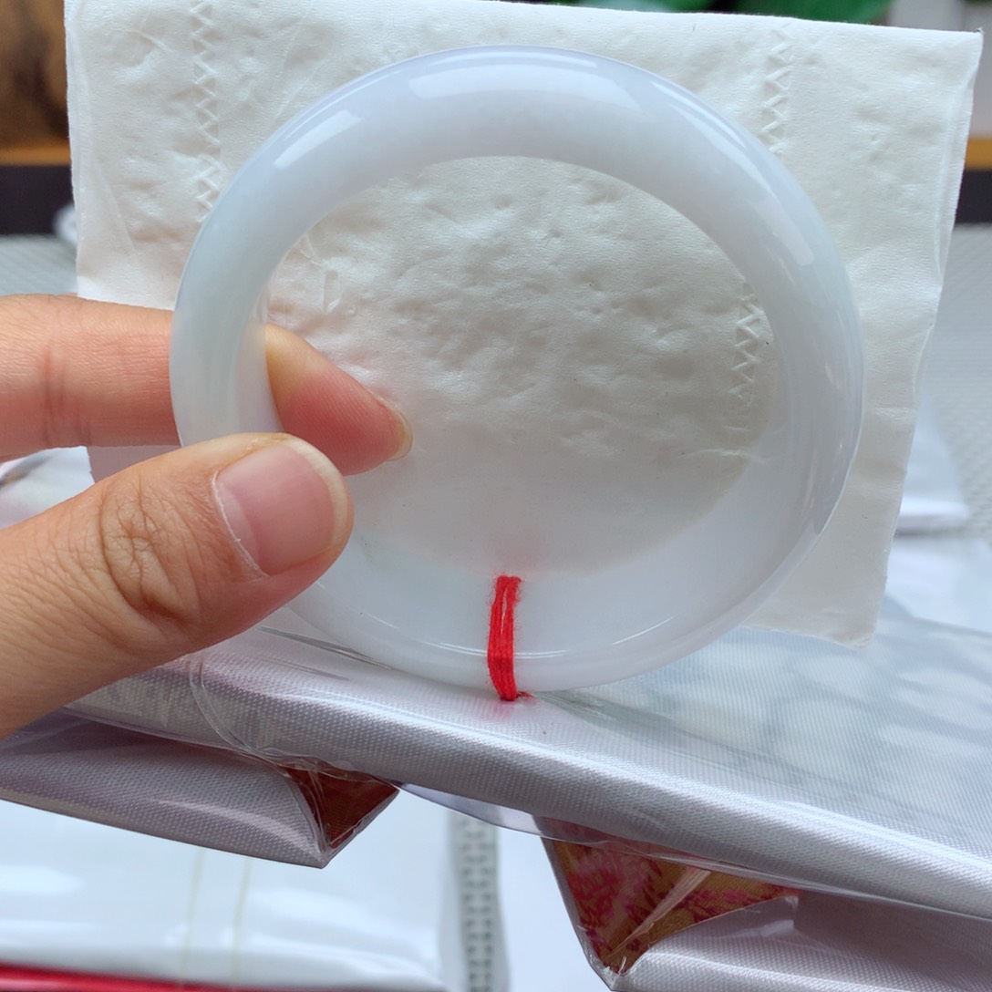 未镶嵌手镯翡翠纯天然2