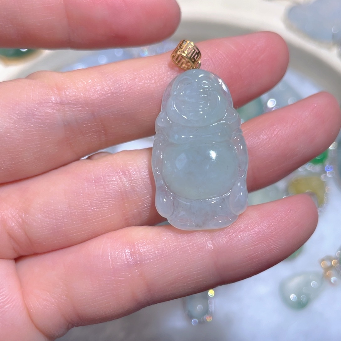 翡翠颈饰18K金镶嵌翡翠