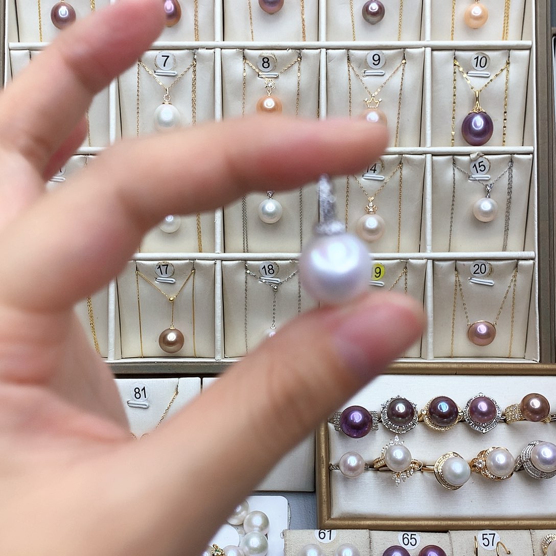 淡水珍珠颈饰合金