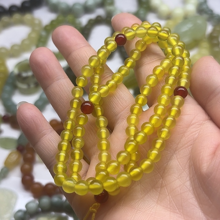 蛇纹石玉手串未镶嵌