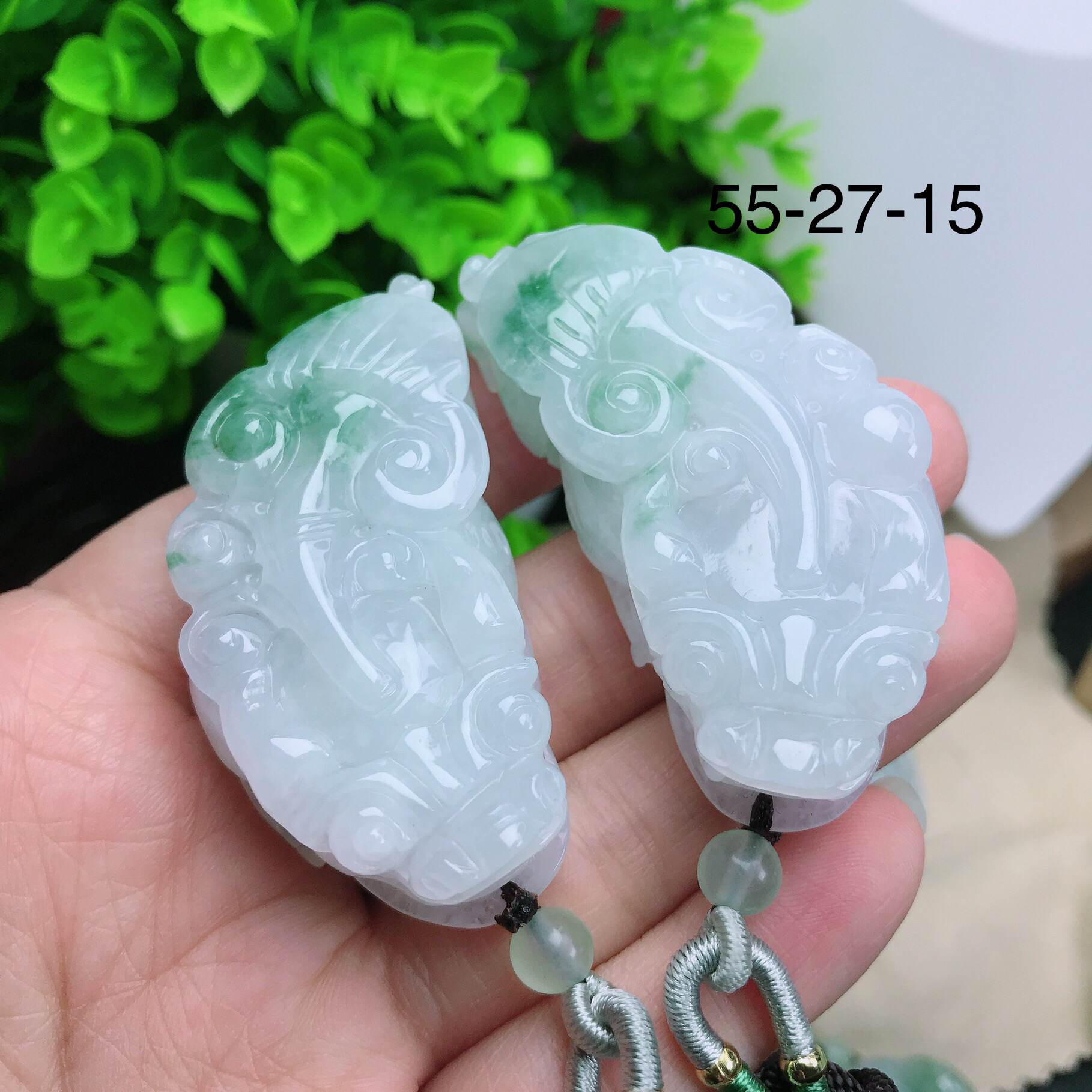 天然翡翠A货冰种冰润飘花招财貔貅吊坠多样性发货其一