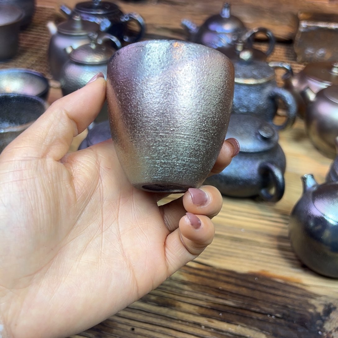 君云南建水紫陶柴烧壶