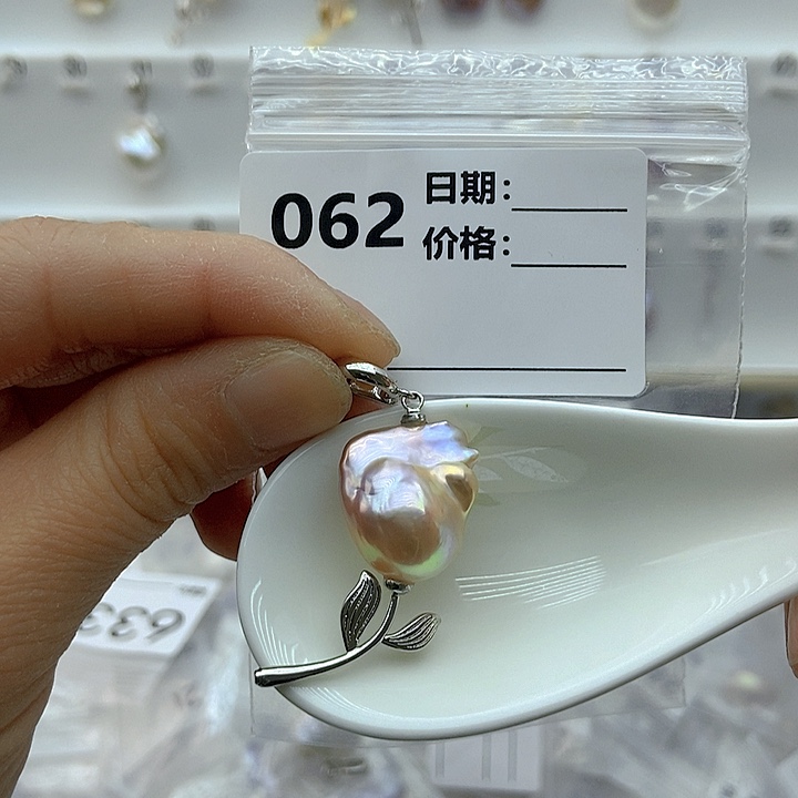 淡水珍珠颈饰未镶嵌