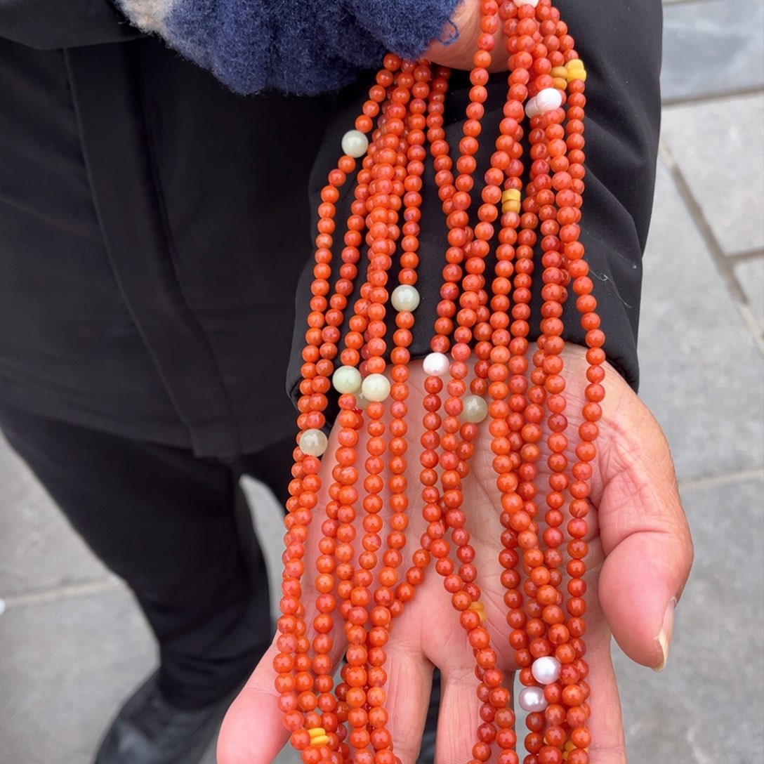 南红玛瑙颈饰未镶嵌