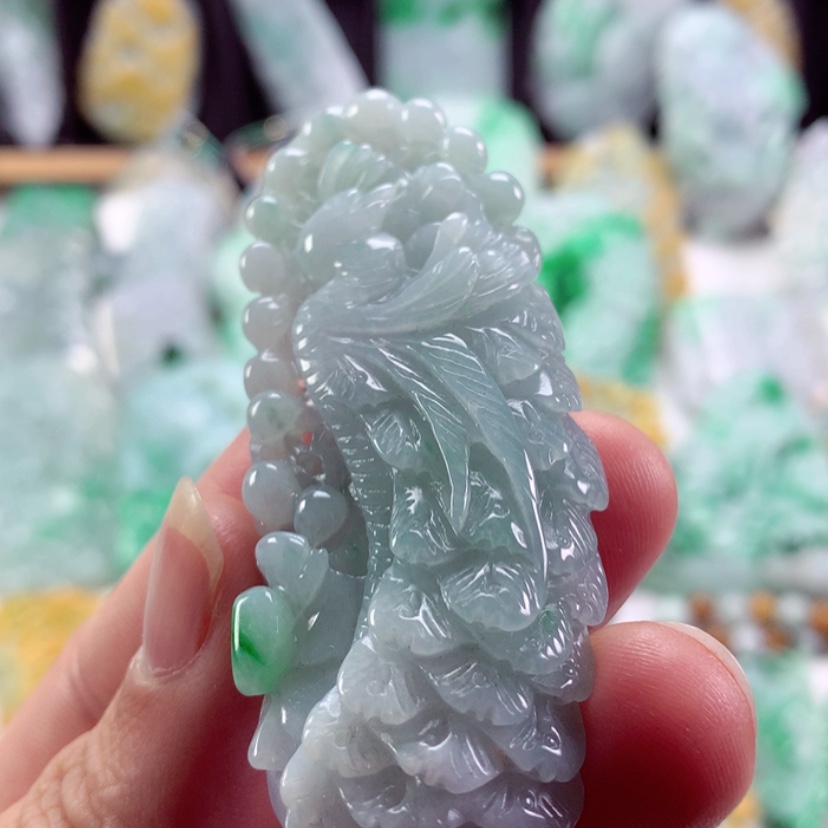 【闪购商品】翡翠吊坠(不含链)未镶嵌