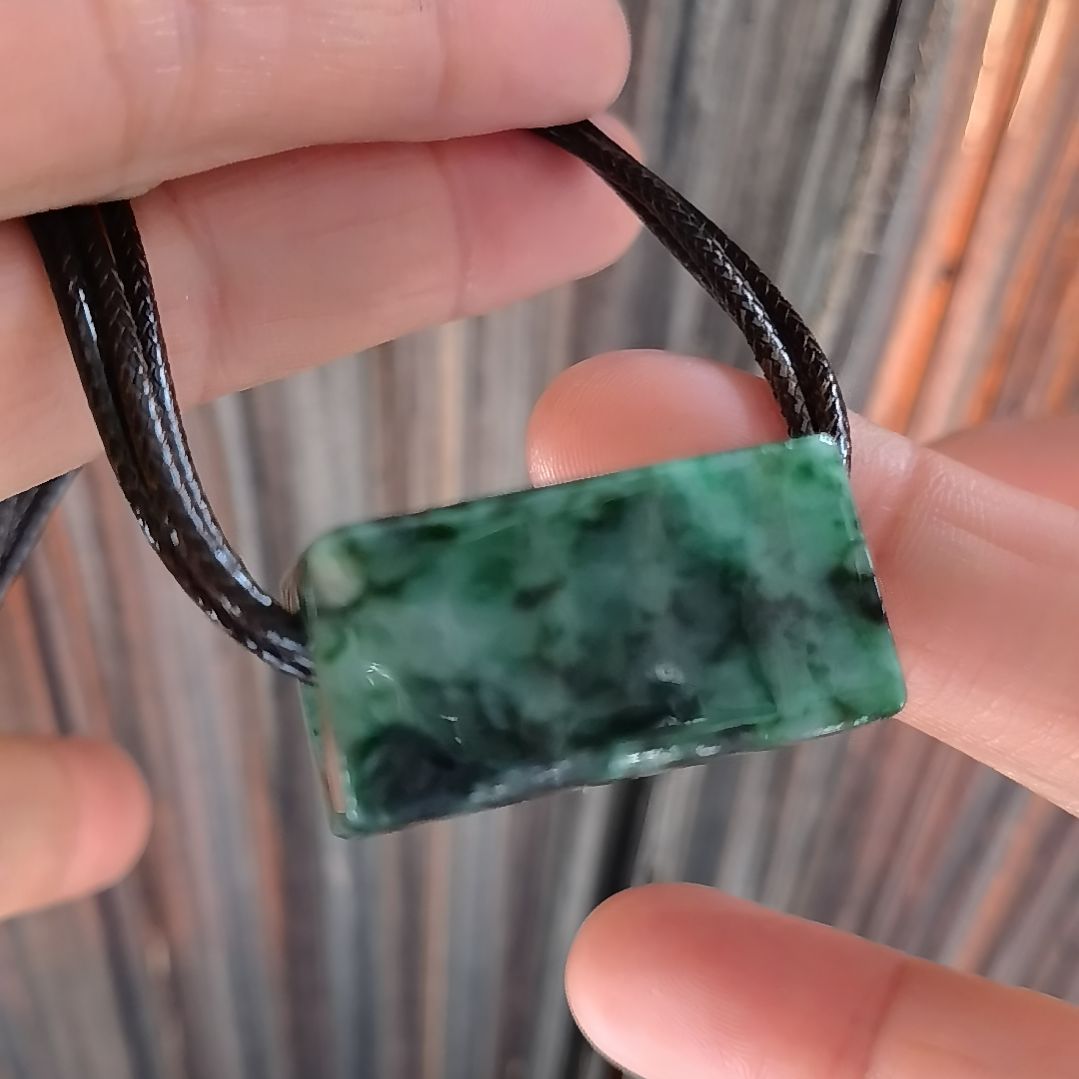 翡翠颈饰未镶嵌简*！！！