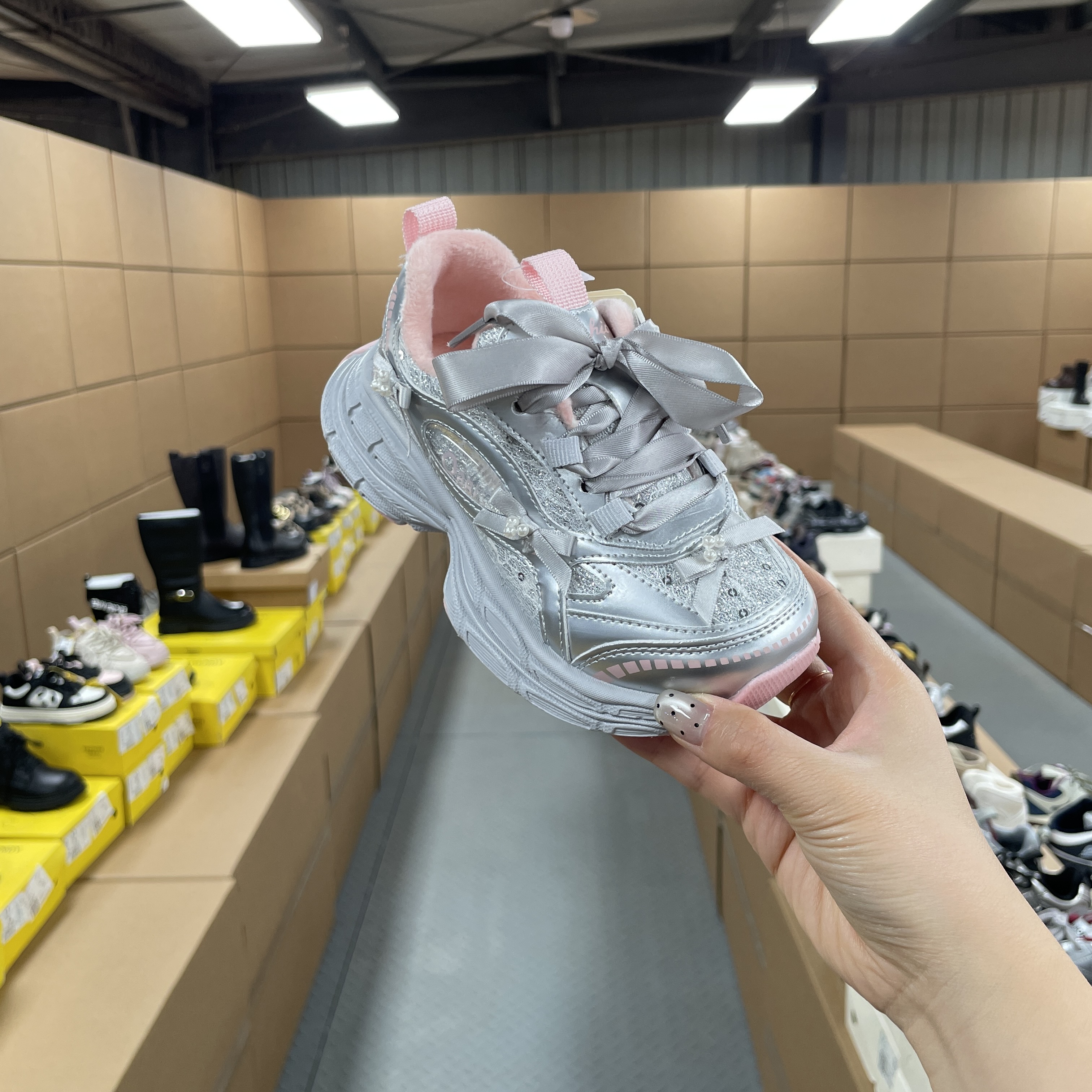 2455868儿童加绒运动鞋  男女童鞋 国内大品牌童鞋同厂出品