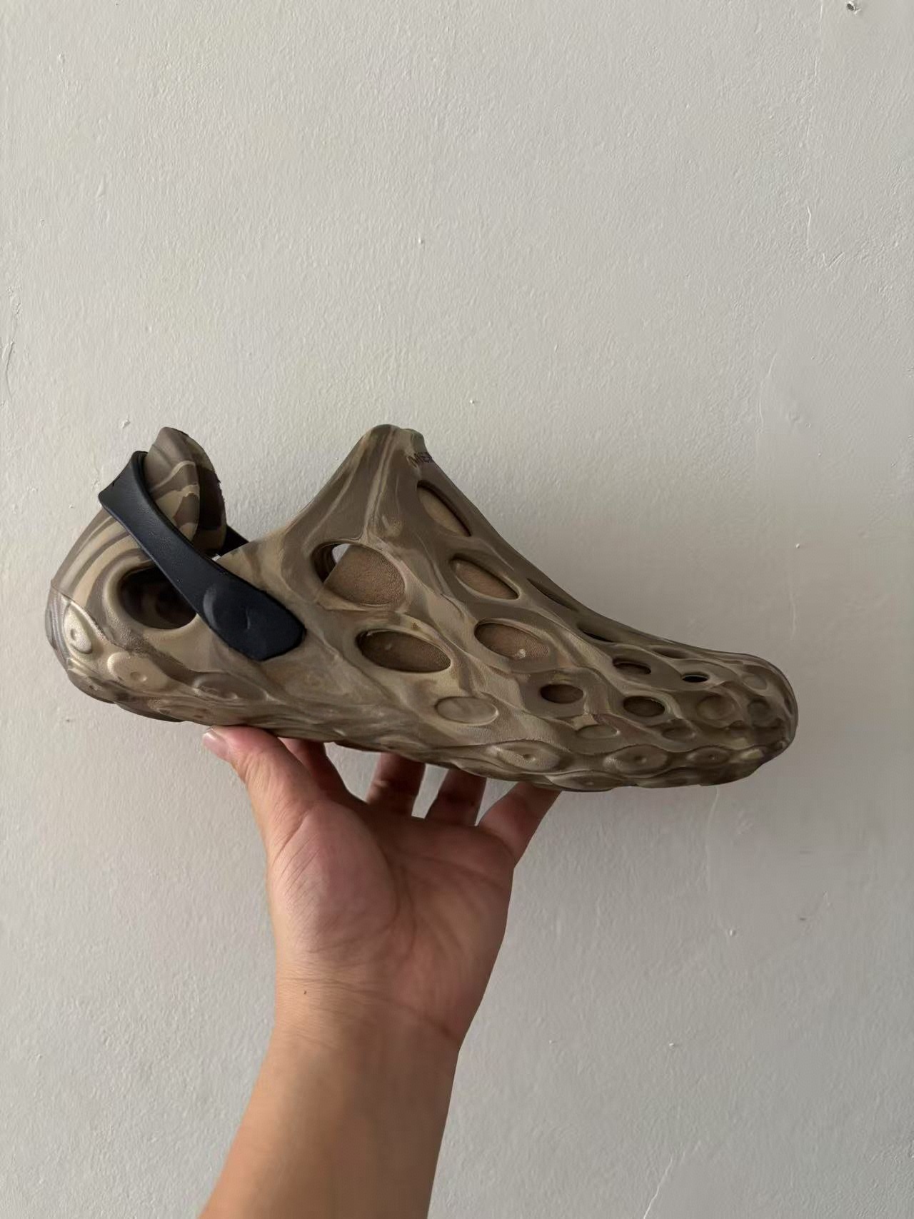 洞洞涉水鞋凉拖鞋男女一脚蹬溯溪鞋