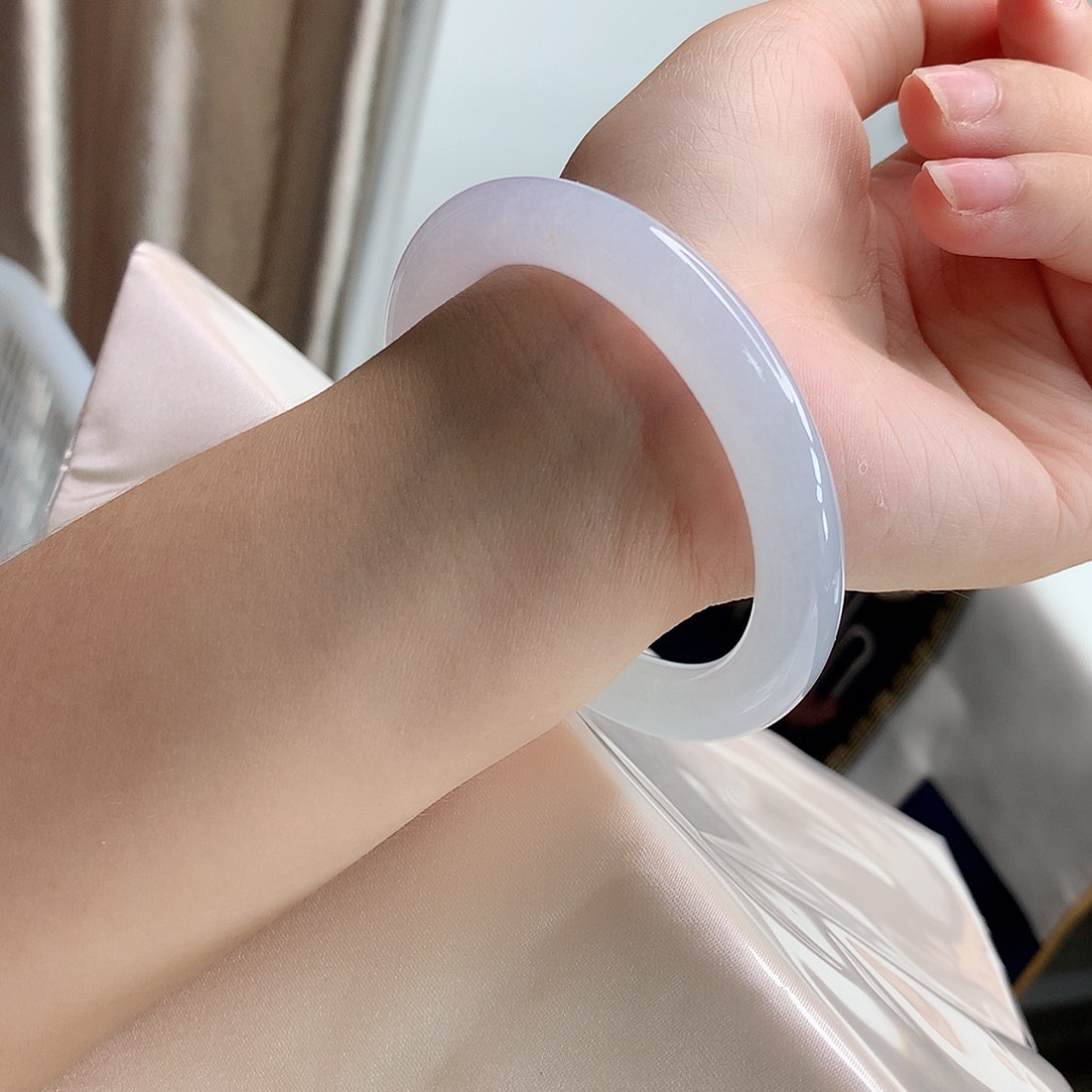 翡翠手镯未镶嵌2号