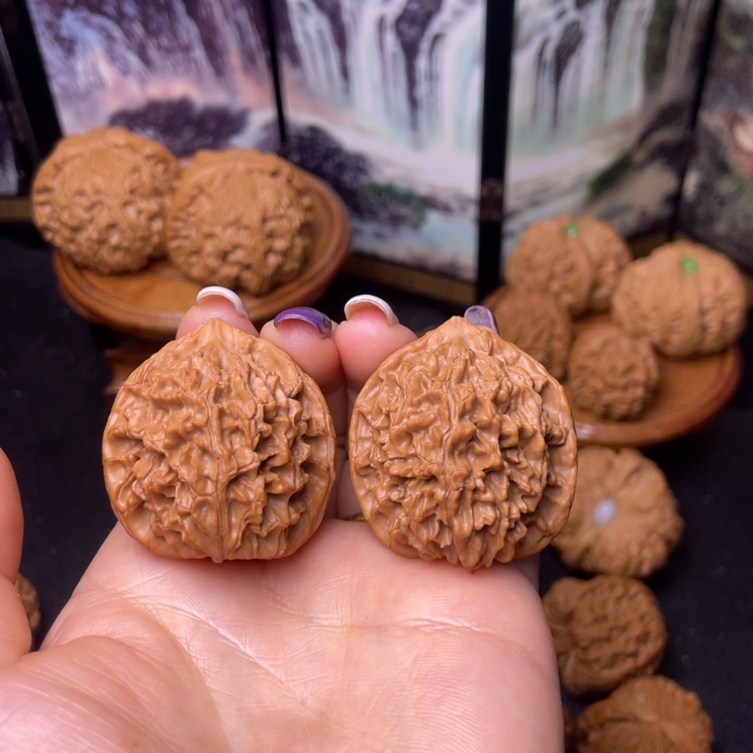 文玩核桃把件36.5全品大花