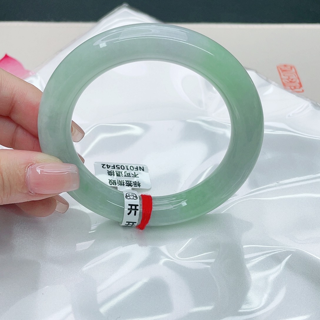 翡翠手镯未镶嵌圆59
