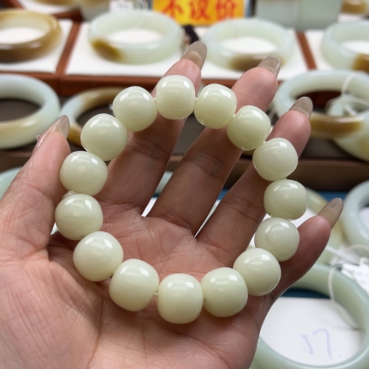 和田玉手串未镶嵌