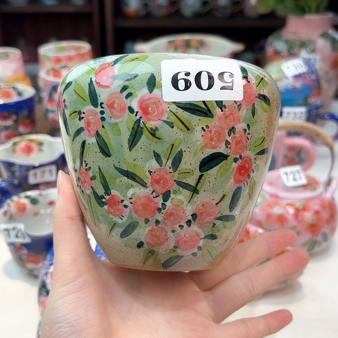 瓷片兔兔好可爱啊我