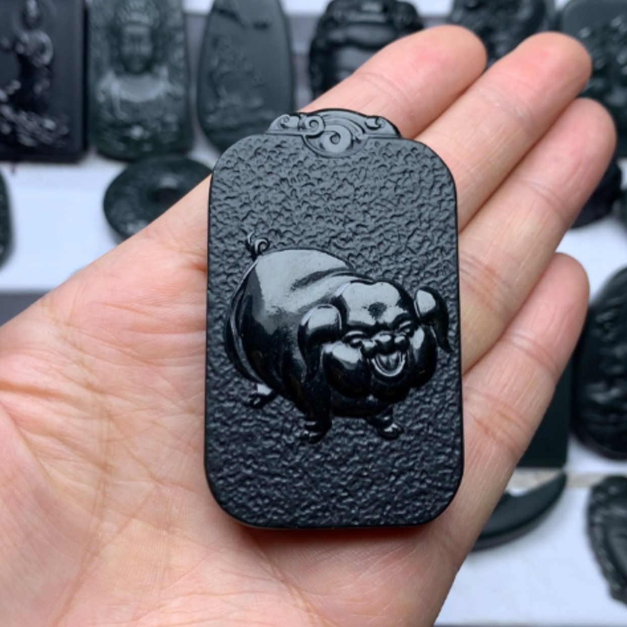 【闪购商品】和田玉颈饰未镶嵌双面雕刻