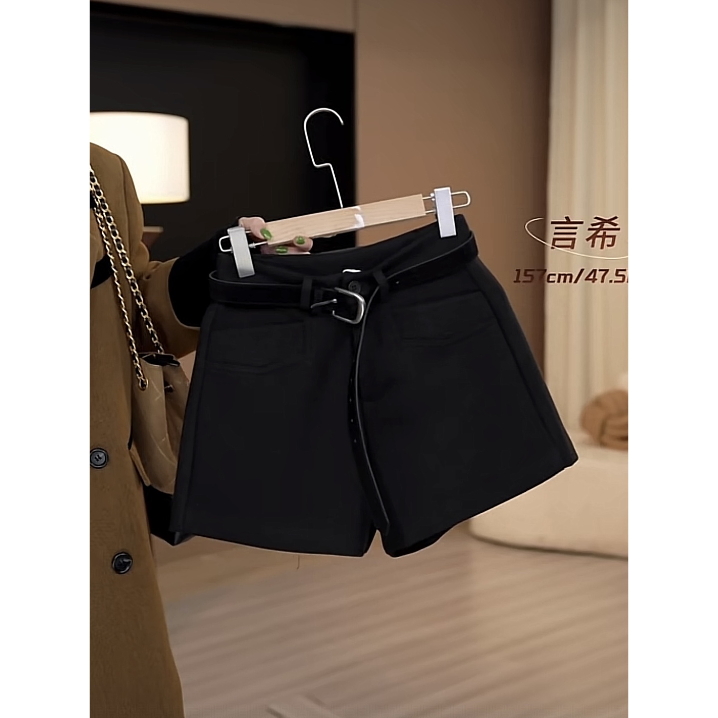 【言希】复古加厚毛呢高腰休闲短裤YXQ5DK6465