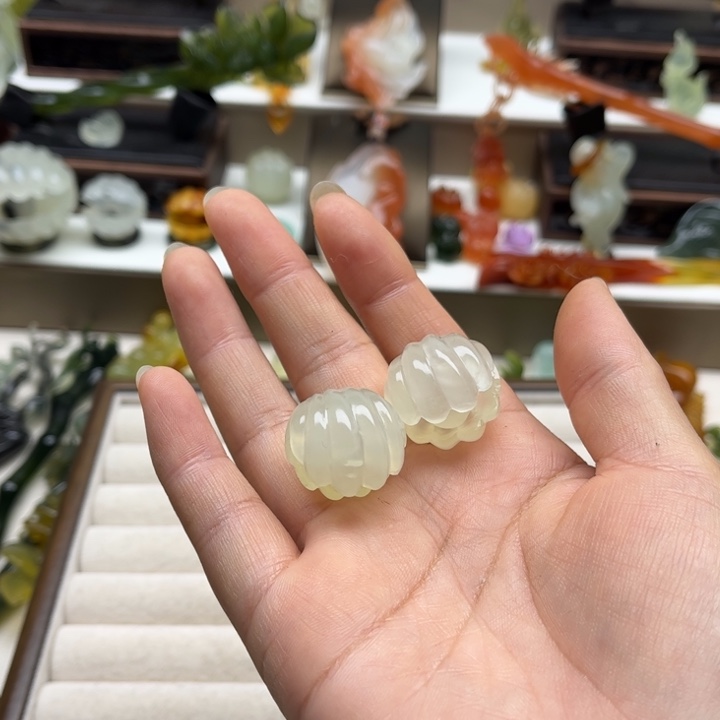 浅***璃蛇纹石玉未镶嵌岫玉发簪