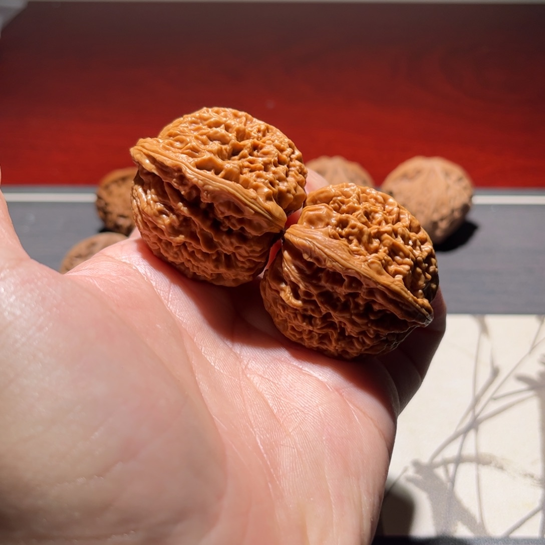 正***…文玩核桃吊坠40南将石