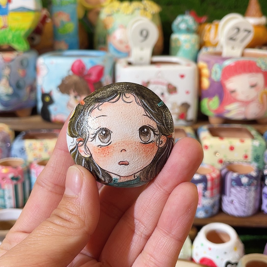 红陶手工….手绘女士压盆石