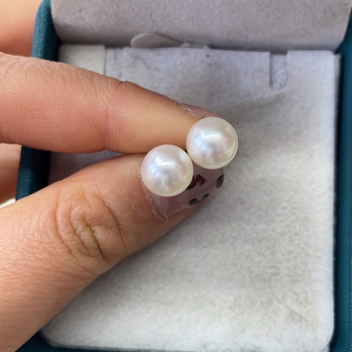 海水珍珠耳饰18K金镶嵌