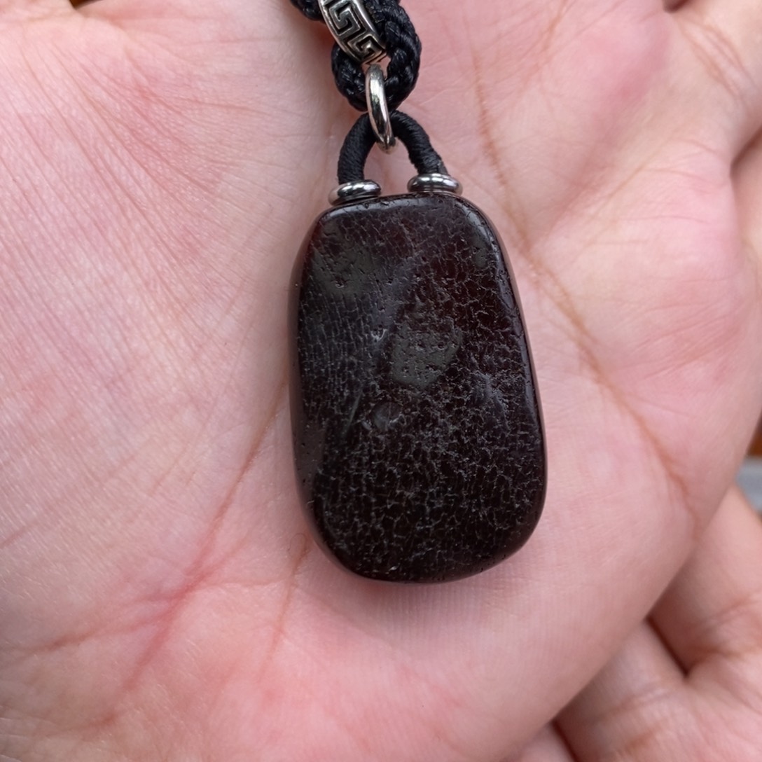 琥珀吊坠(赠链)未镶嵌