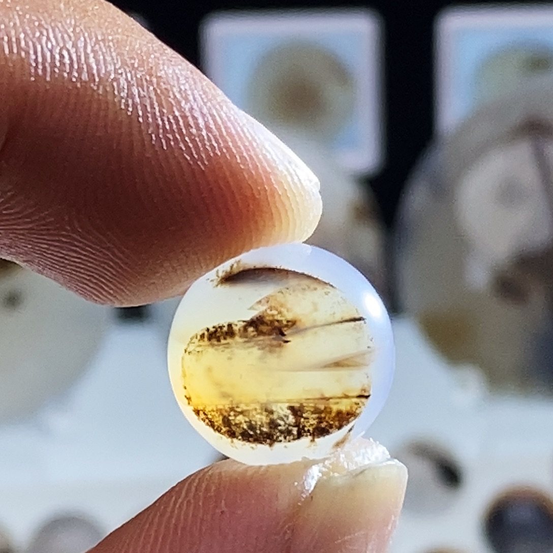 燕***舞玛瑙/玉髓未镶嵌吊坠(不含链)