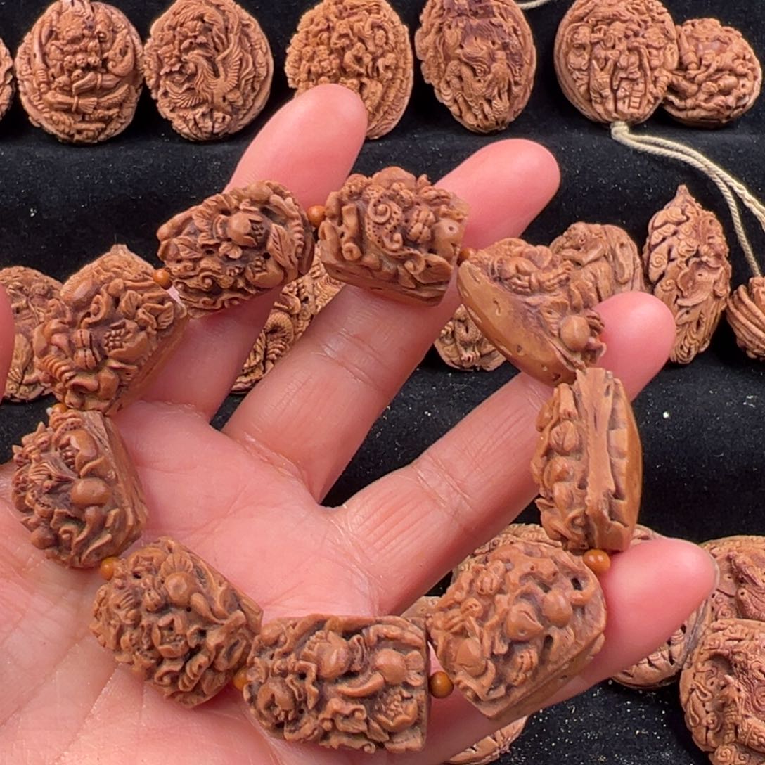 吊坠桃核桃核雕刻八宝