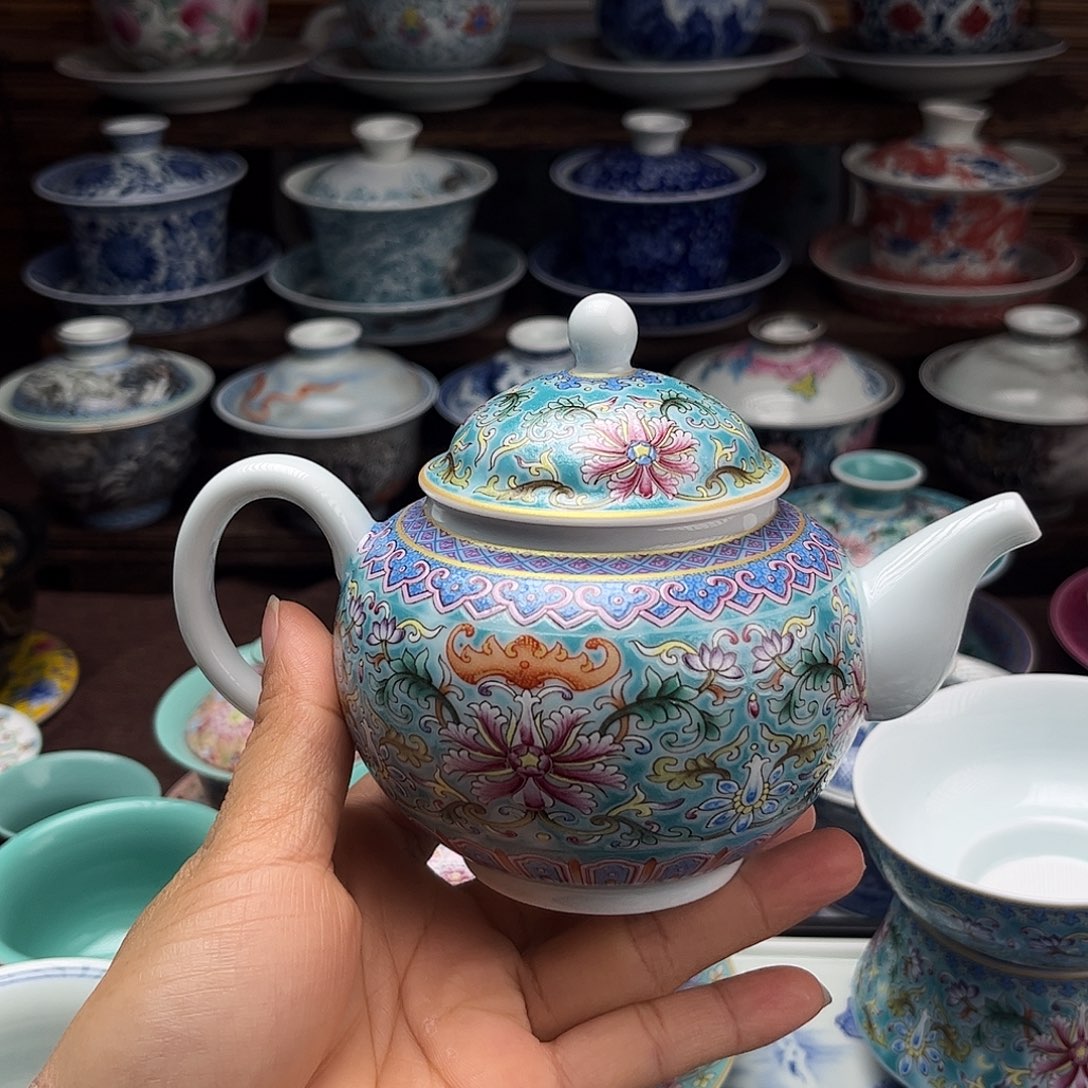 景德镇陶瓷宫登壶