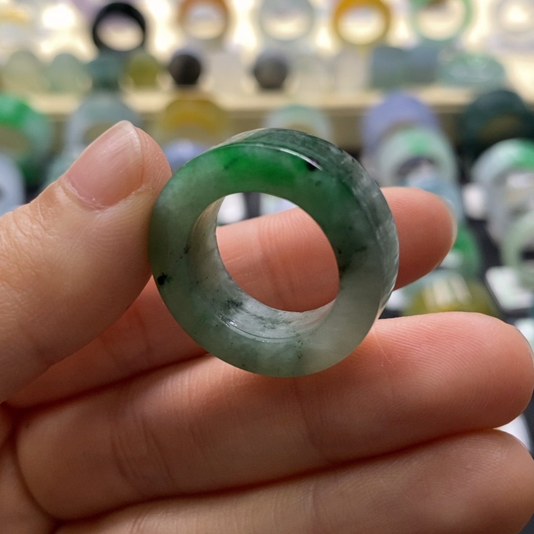 定制翡翠未镶嵌圈口11-15