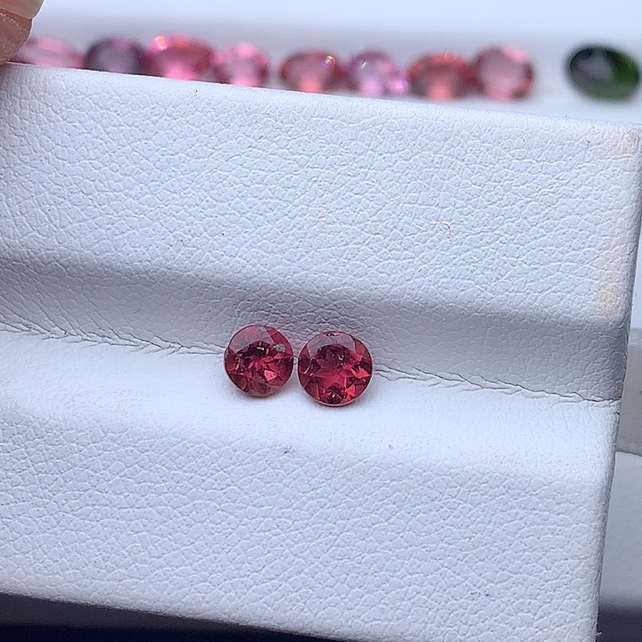 未镶嵌碧玺珠宝半成品